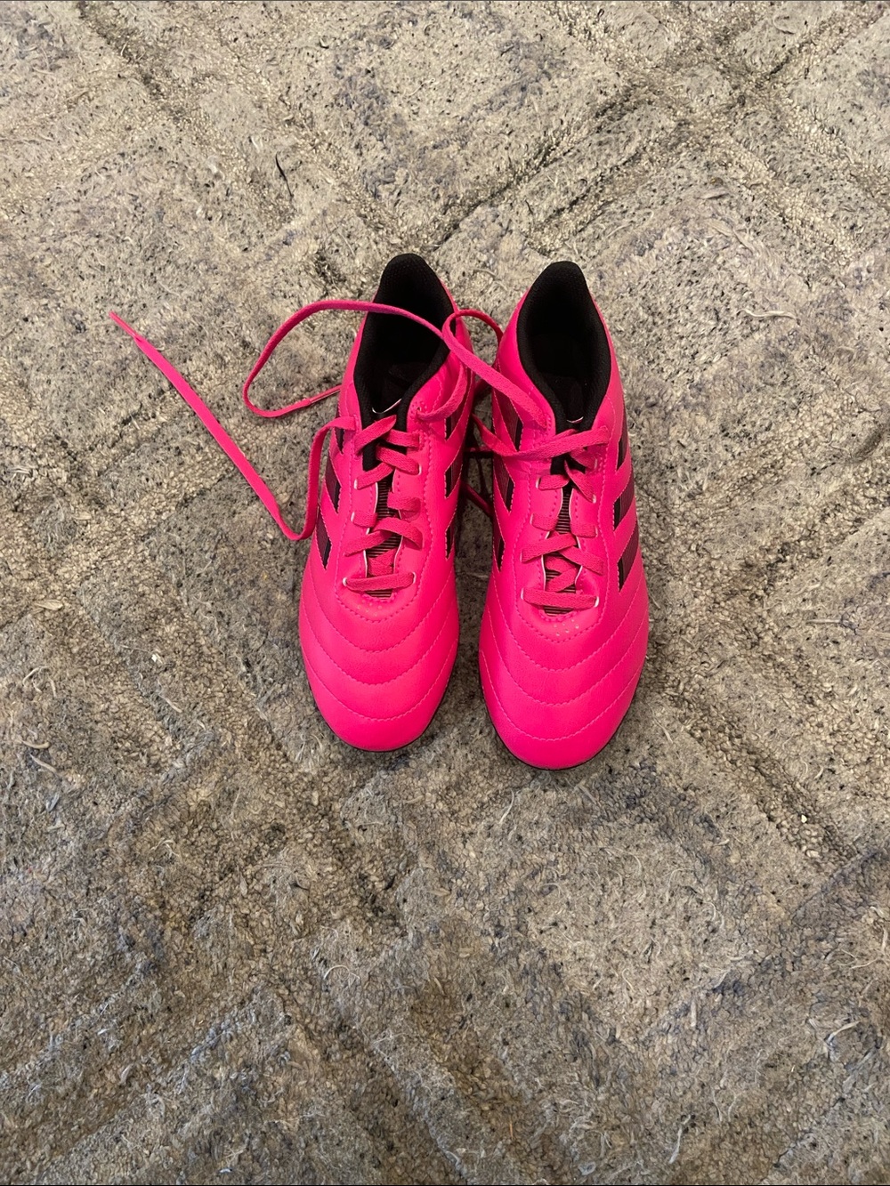 adidas Goletto VIII FG J Soccer Cleat (Style: GW6163) shock pink bright pink 3.5